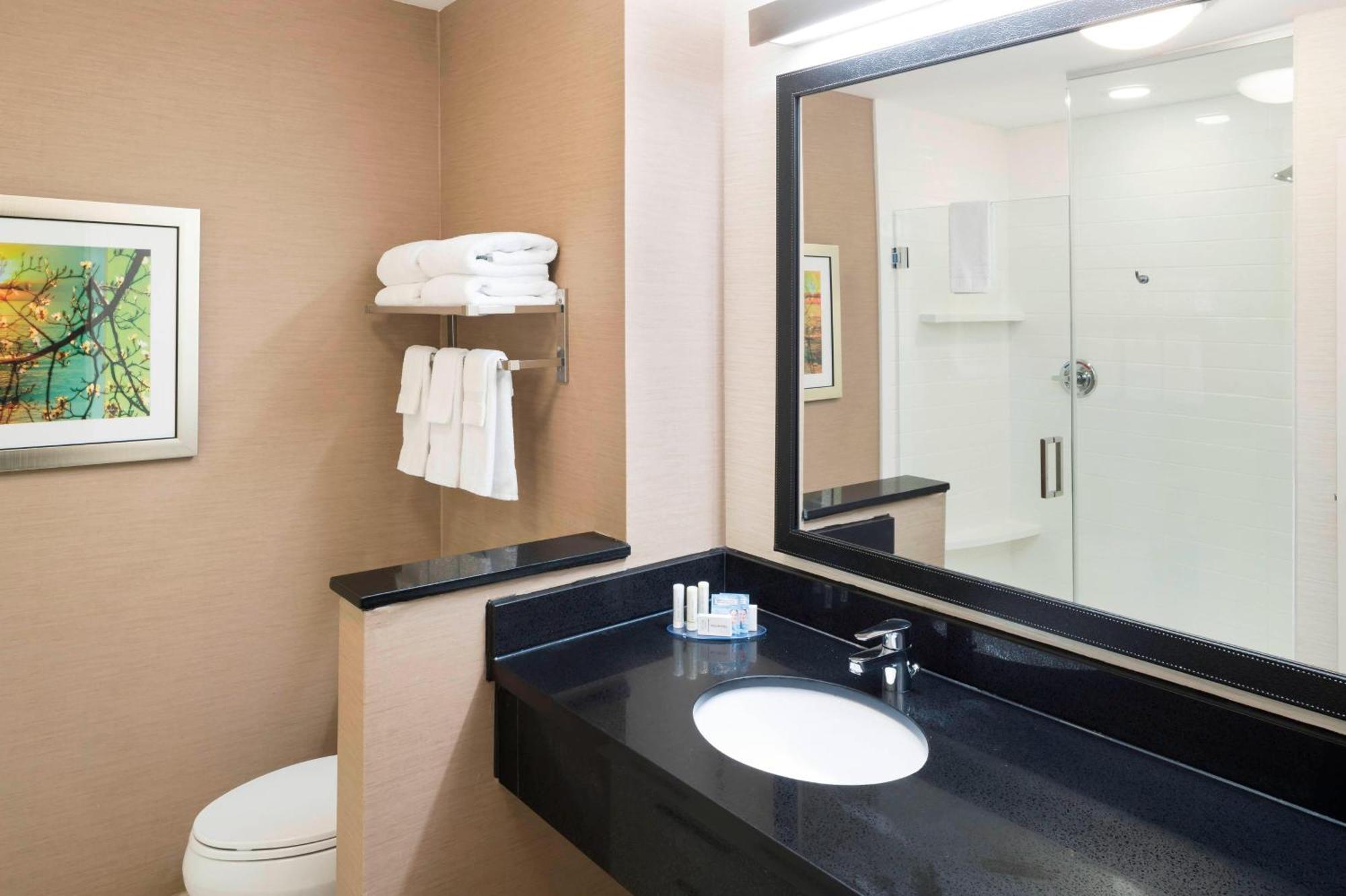 Fairfield Inn & Suites By Marriott Houston Пасадена Экстерьер фото